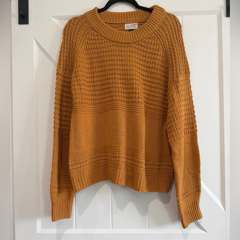 Universal Thread Women's Mustard Knit Sweater